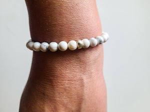 Howlite Gemstone Bracelet 6mm